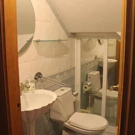Casa Anxuela * San Ciprian (Galicia)